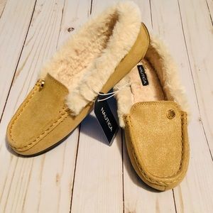 NAUTICA Women’s Tan Sparkle Moccasins Size 7